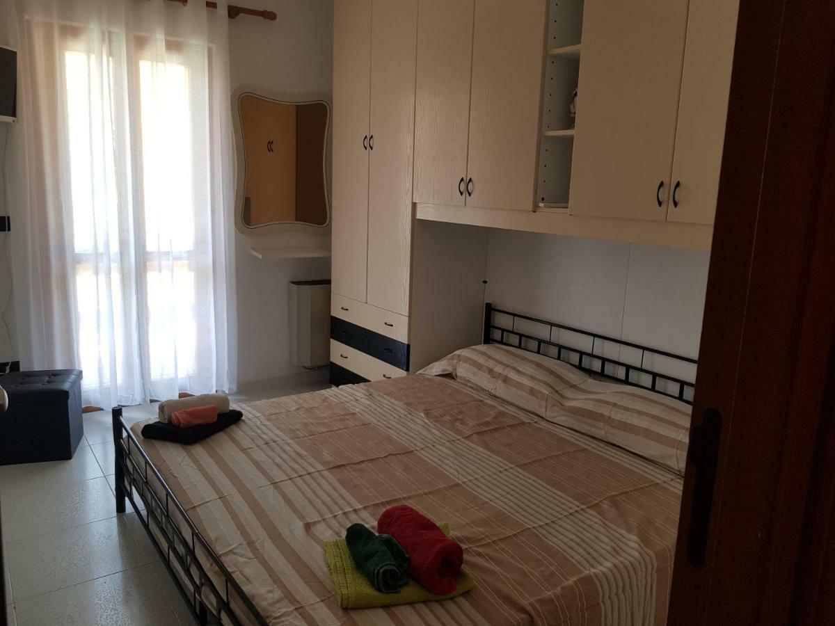 Casa Vacanze Valentina Porto Conte Exterior foto